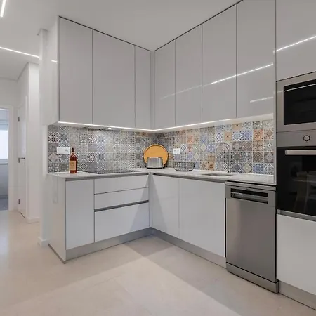 Appartement New By The Metro *