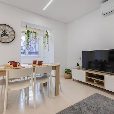 Appartamento New By The Metro - 1e Lisbona