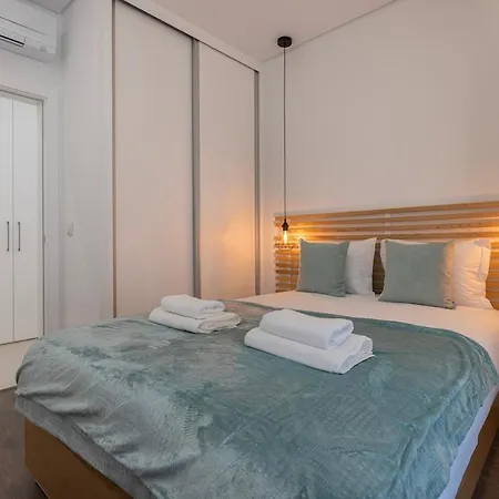 Appartement New By The Metro - 1e *